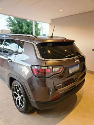 JEEP-COMPASS-2024