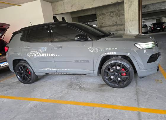 JEEP COMPASS 2.0 HURRICANE 4 TURBO GASOLINA BLACKHAWK AT9
