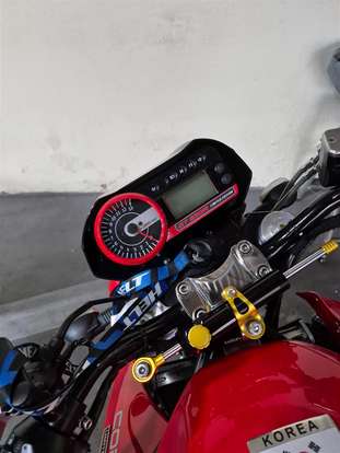KASINSKI-COMET GT 650R-2011