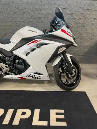 KAWASAKI-NINJA 300-2026
