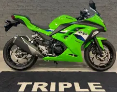 KAWASAKI NINJA 300 KAWASAKI NINJA 300