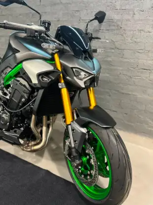 KAWASAKI-Z900 R EDITION-2026