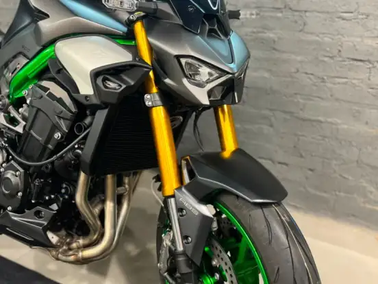 KAWASAKI-Z900 R EDITION KAWASAKI-Z900 R EDITION-2026