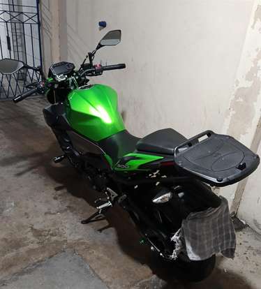KAWASAKI-Z500-2025