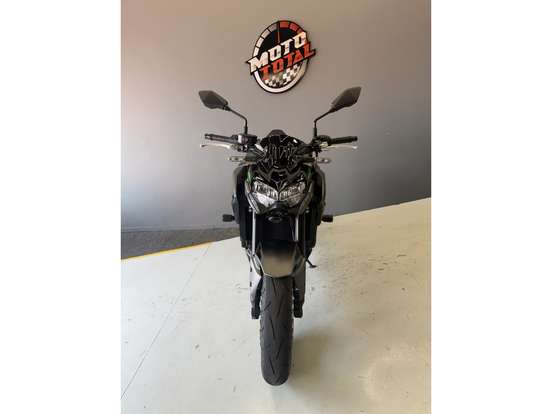 KAWASAKI-Z900 KAWASAKI-Z900-2024