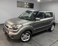 KIA SOUL 1.6 EX 16V FLEX 4P MANUAL KIA SOUL 1.6 EX 16V FLEX 4P MANUAL