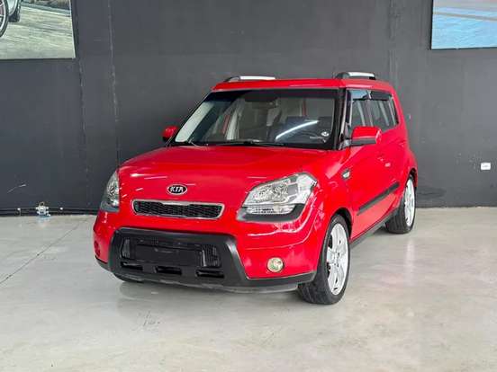KIA-SOUL-2011