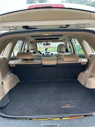 KIA-SORENTO-2012