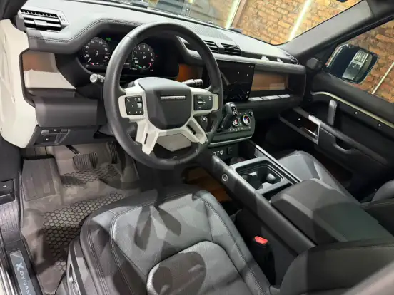 LAND ROVER-DEFENDER-2.0 P400e PHEV 110 X-DYNAMIC HSE AWD AUTOMÁTICO LAND ROVER-DEFENDER-2024