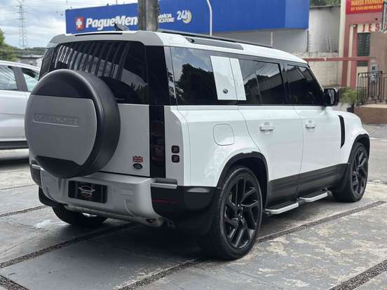 LAND ROVER-DEFENDER-2021