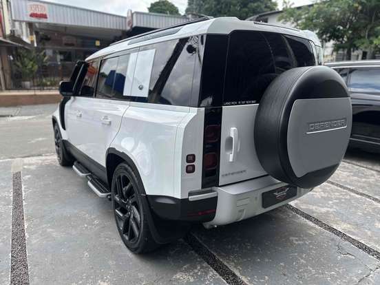 LAND ROVER-DEFENDER-2021