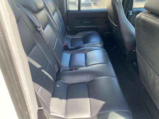 LAND ROVER-DEFENDER-2009