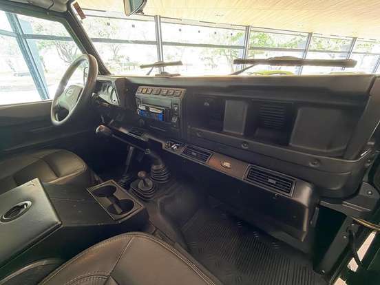 LAND ROVER-DEFENDER-2.5 SW HCPU 130 4X4 TURBO DIESEL 4P MANUAL LAND ROVER-DEFENDER-2005