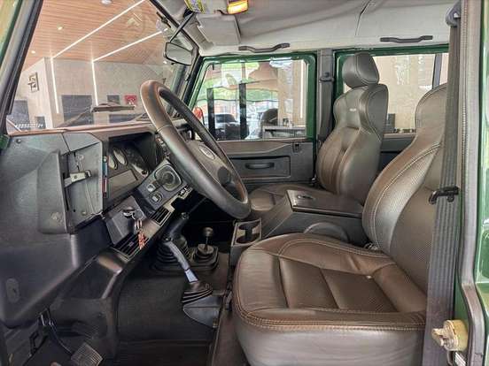 LAND ROVER-DEFENDER-2.5 SW HCPU 130 4X4 TURBO DIESEL 4P MANUAL LAND ROVER-DEFENDER-2005