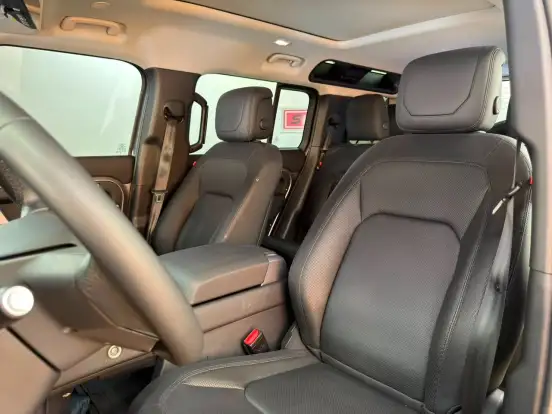 LAND ROVER-DEFENDER-2023