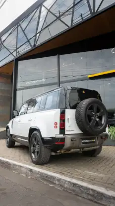 LAND ROVER-DEFENDER-2023