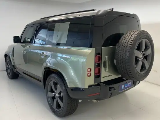 LAND ROVER-DEFENDER-2024