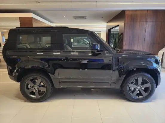 LAND ROVER-DEFENDER-2025