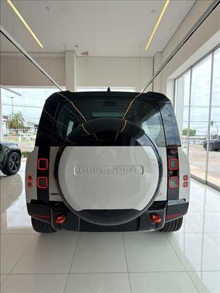 LAND ROVER-DEFENDER-2025