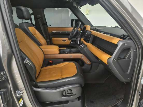 LAND ROVER-DEFENDER-2023