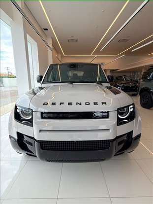 LAND ROVER-DEFENDER-2026