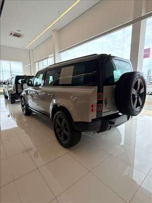 LAND ROVER-DEFENDER-2026