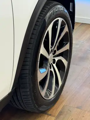 LAND ROVER-DISCOVERY SPORT-2022
