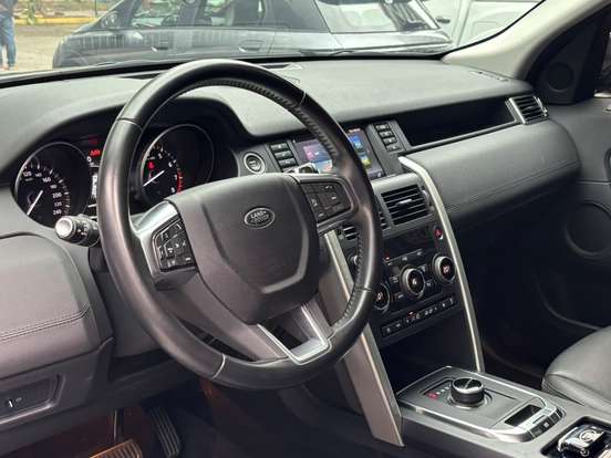 LAND ROVER-DISCOVERY SPORT-2018