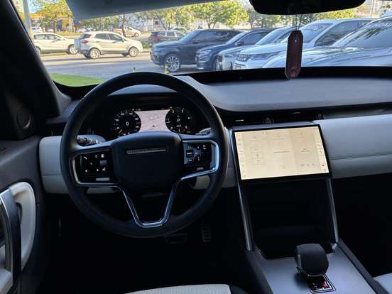 LAND ROVER-DISCOVERY SPORT-2024