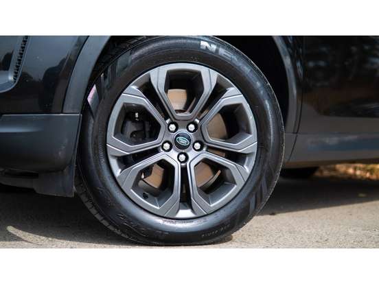 LAND ROVER-DISCOVERY SPORT-2022