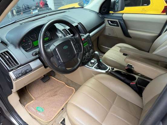 LAND ROVER-FREELANDER 2-3.2 SE 6V 24V GASOLINA 4P AUTOMÁTICO LAND ROVER-FREELANDER 2-2011
