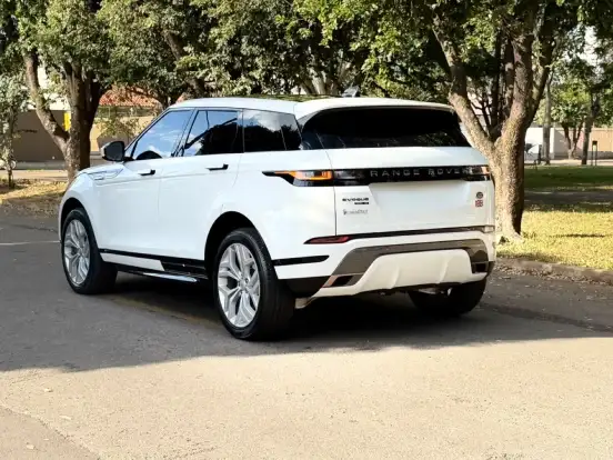 LAND ROVER-RANGE ROVER EVOQUE-2.0 P250 FLEX R-DYNAMIC SE AWD AUTOMÁTICO LAND ROVER-RANGE ROVER EVOQUE-2020