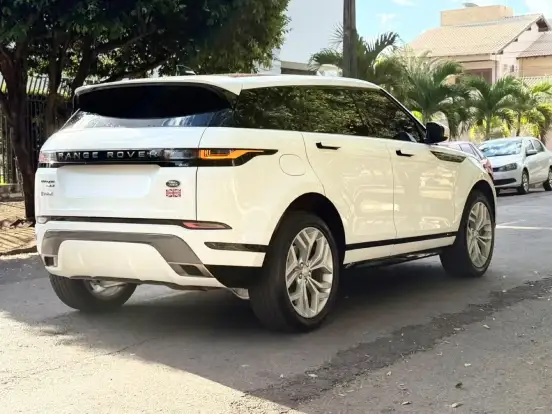 LAND ROVER-RANGE ROVER EVOQUE-2.0 P250 FLEX R-DYNAMIC SE AWD AUTOMÁTICO LAND ROVER-RANGE ROVER EVOQUE-2020