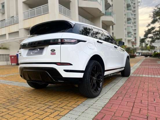 LAND ROVER-RANGE ROVER EVOQUE-2.0 P250 FLEX R-DYNAMIC SE AWD AUTOMÁTICO LAND ROVER-RANGE ROVER EVOQUE-2020