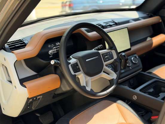 LAND ROVER-DEFENDER-2024