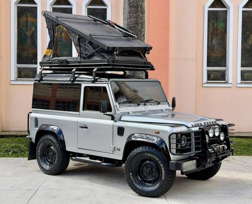 LAND ROVER DEFENDER 2.5 90 SW TETO RIGIDO 4X4 TURBO INTERCOOLER DIESEL 2P MANUAL