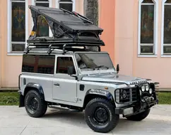 LAND ROVER DEFENDER 2.5 90 SW TETO RIGIDO 4X4 TURBO INTERCOOLER DIESEL 2P MANUAL LAND ROVER DEFENDER 2.5 90 SW TETO RIGIDO 4X4 TURBO INTERCOOLER DIESEL 2P MANUAL