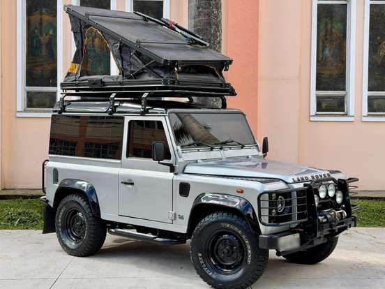 LAND ROVER-DEFENDER-2.5 90 SW TETO RIGIDO 4X4 TURBO INTERCOOLER DIESEL 2P MANUAL LAND ROVER-DEFENDER-2002
