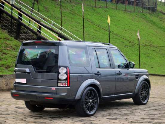 LAND ROVER-DISCOVERY 4-3.0 SE 4X4 V6 24V BI-TURBO DIESEL 4P AUTOMÁTICO LAND ROVER-DISCOVERY 4-2015
