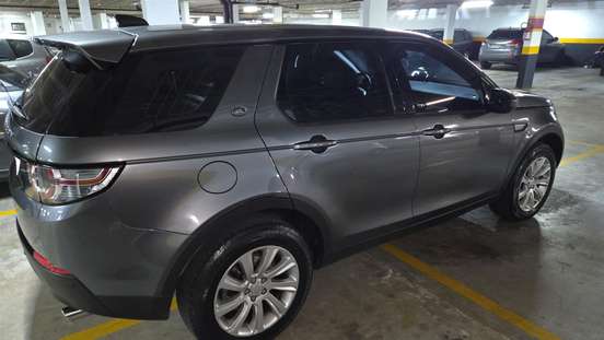 LAND ROVER-DISCOVERY SPORT-2015