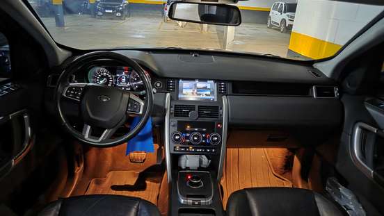 LAND ROVER-DISCOVERY SPORT-2015