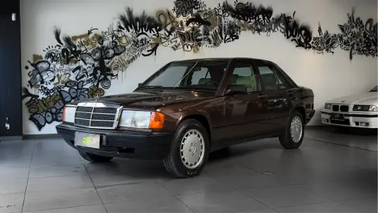 MERCEDES-BENZ-190 E-1983