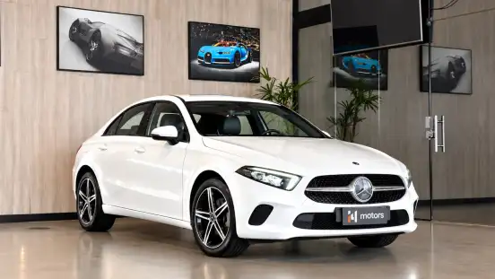 MERCEDES-BENZ-A 200-2020