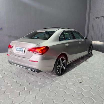 MERCEDES-BENZ-A 200-2019