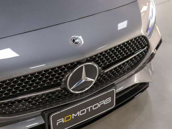 MERCEDES-BENZ-A 200-2023