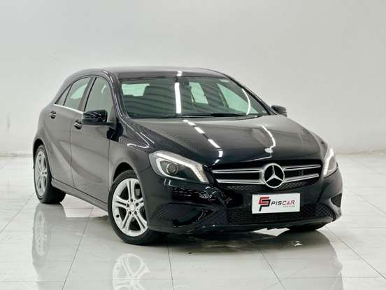 MERCEDES-BENZ-A 200-2014