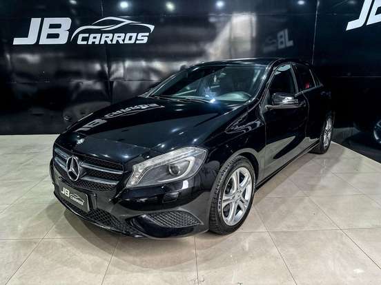 MERCEDES-BENZ-A 200-1.6 TURBO URBAN 16V GASOLINA 4P AUTOMÁTICO MERCEDES-BENZ-A 200-2013