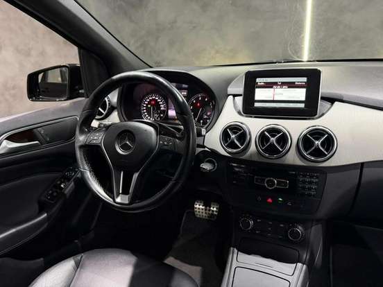 MERCEDES-BENZ-B 200-2014