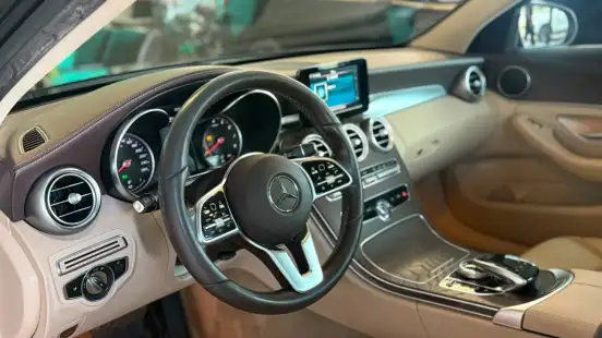 MERCEDES-BENZ-C 180-2019