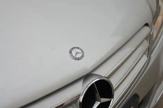 MERCEDES-BENZ-C 200-2011